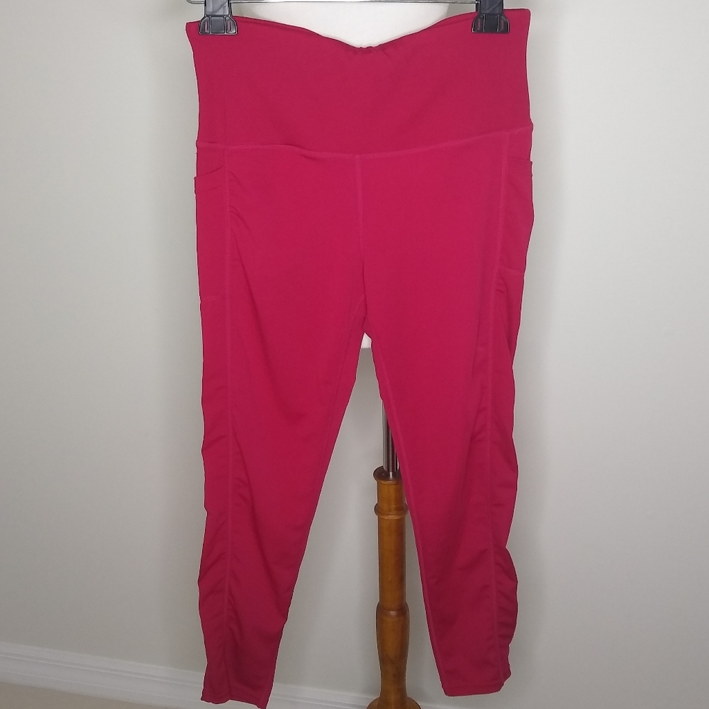 Activewear Crop Legging Size L
